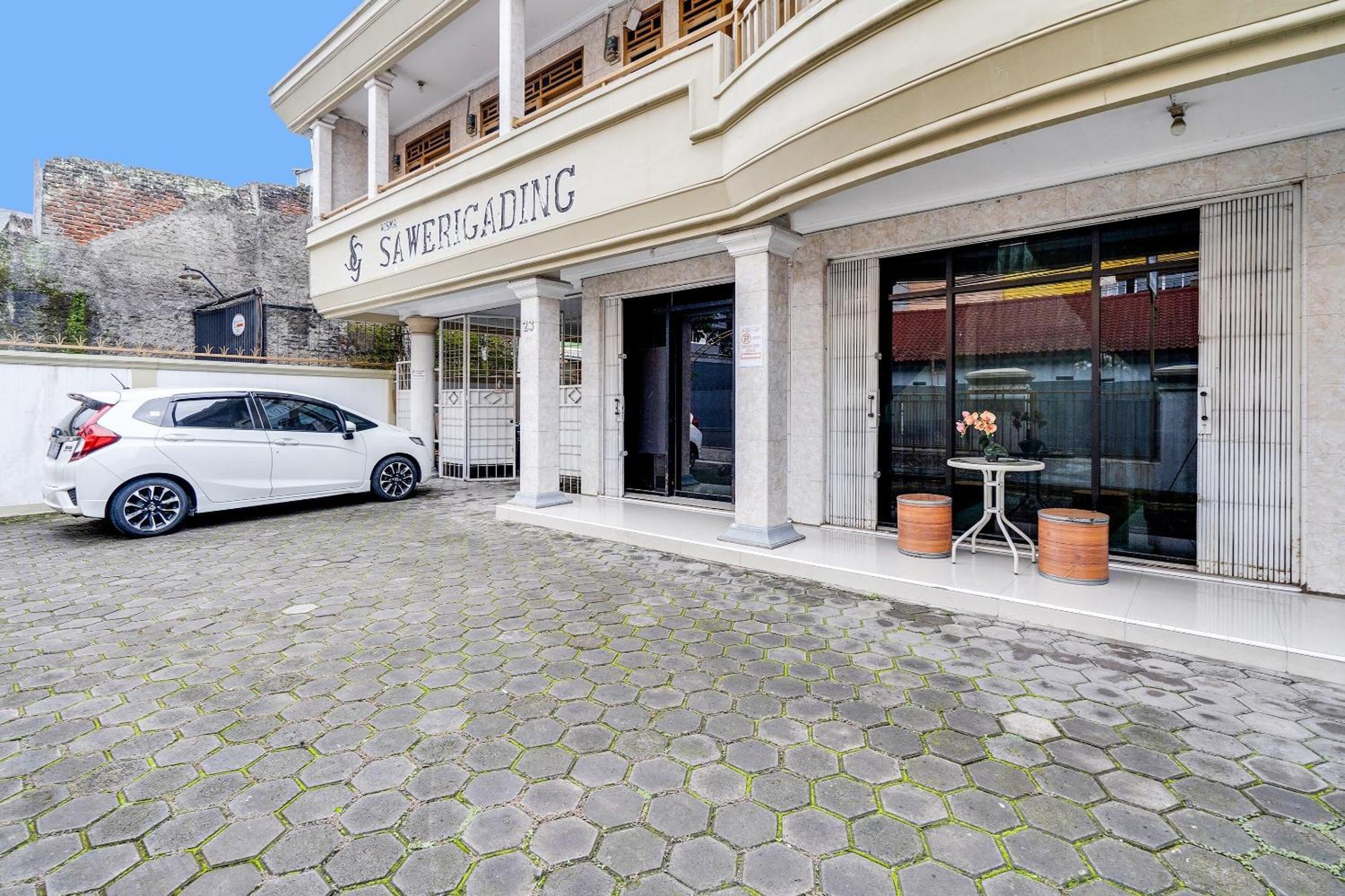 Oyo Life 91994 Sawerigading Jatinangor Syariah Hotel Sayang Ngoại thất bức ảnh