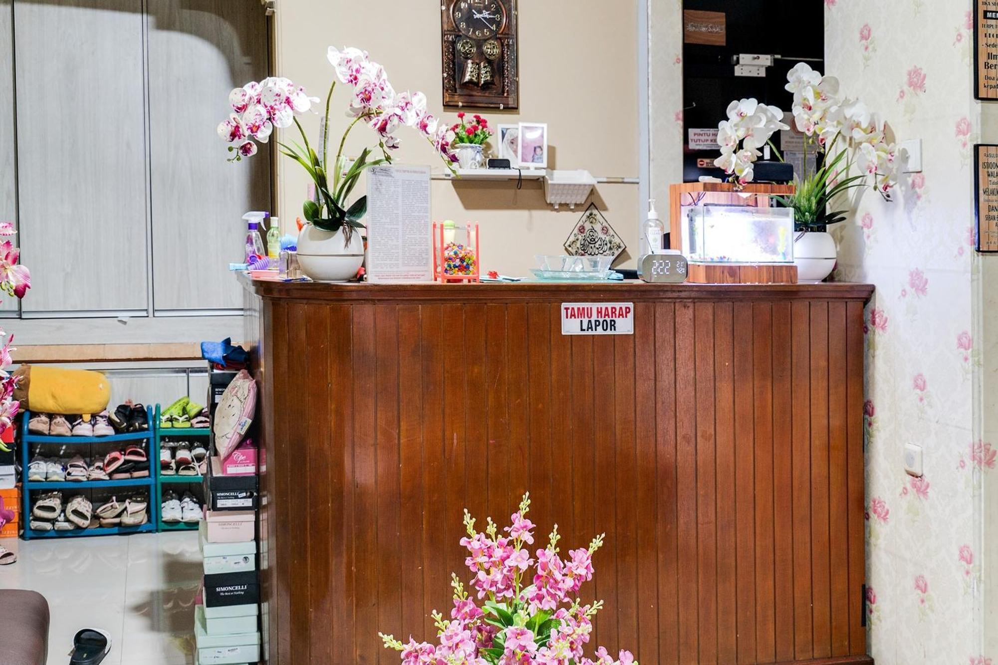Oyo Life 91994 Sawerigading Jatinangor Syariah Hotel Sayang Ngoại thất bức ảnh