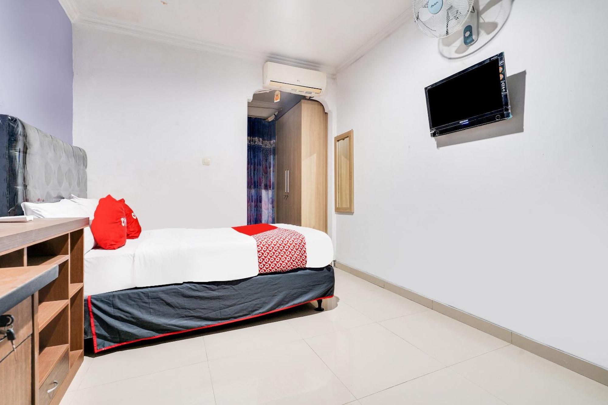 Oyo Life 91994 Sawerigading Jatinangor Syariah Hotel Sayang Ngoại thất bức ảnh