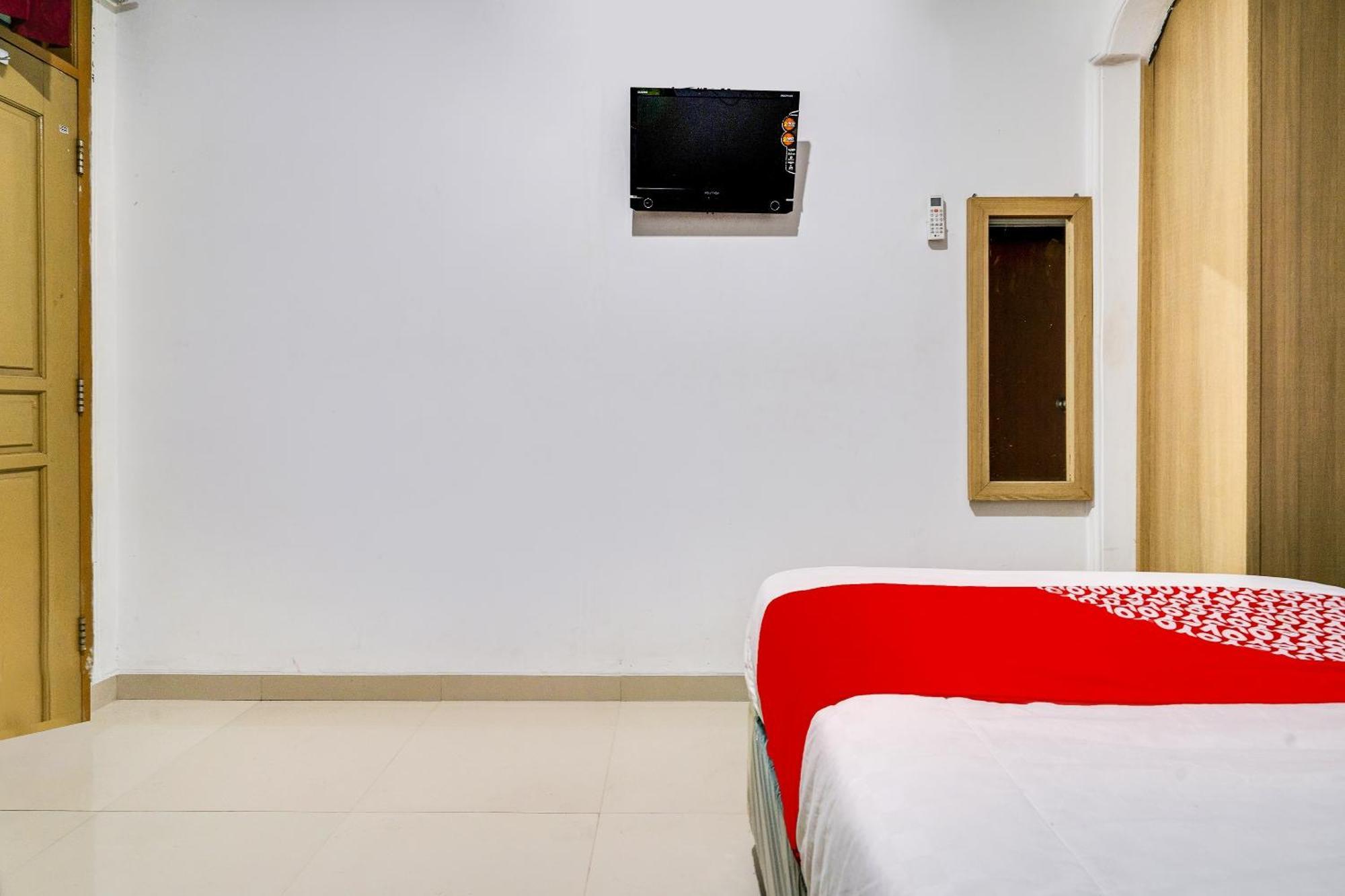 Oyo Life 91994 Sawerigading Jatinangor Syariah Hotel Sayang Ngoại thất bức ảnh